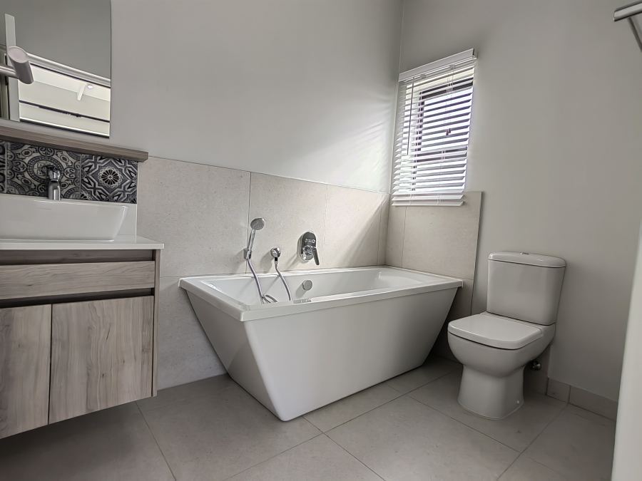 To Let 2 Bedroom Property for Rent in Hartland Lifestyle Estate Western Cape